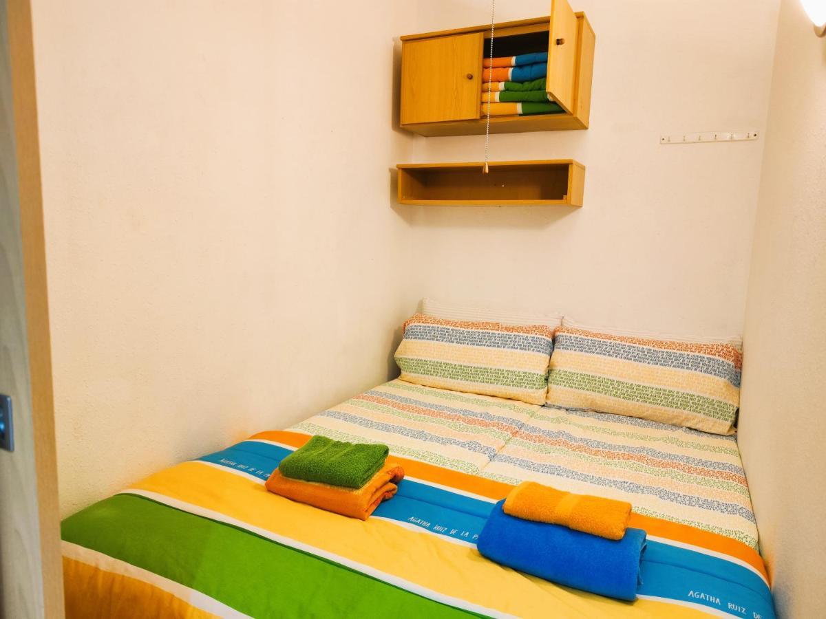Luminoso Apartamento En Salou Con Terraza Y Parque Infantil Ideal Familias Exterior photo