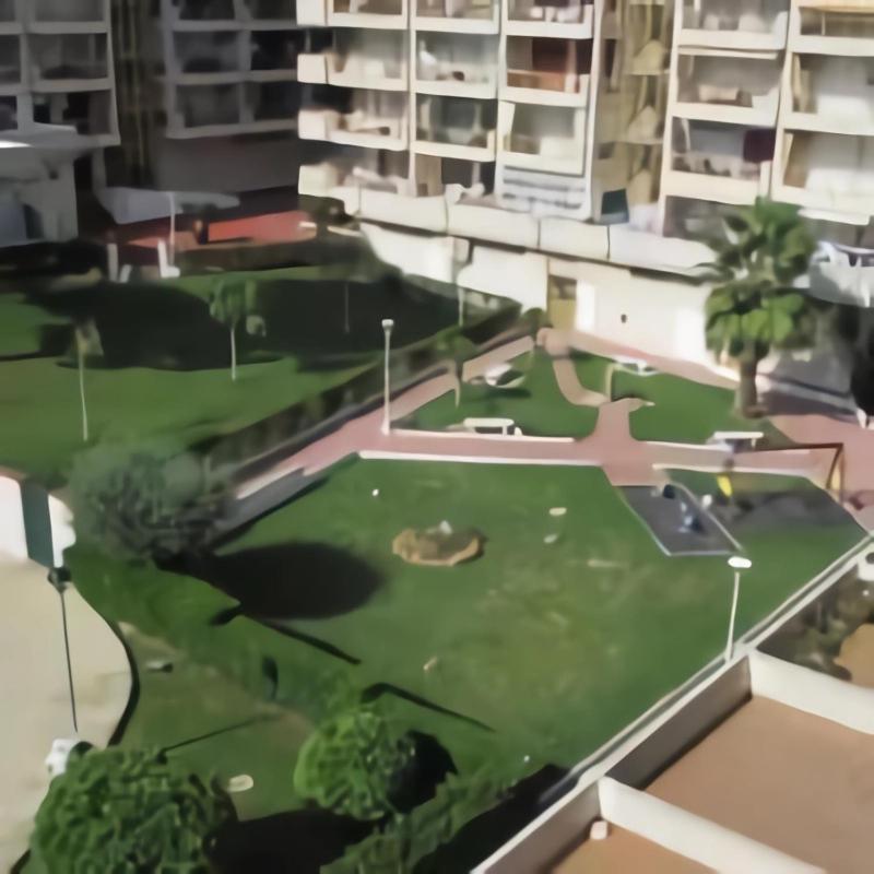 Luminoso Apartamento En Salou Con Terraza Y Parque Infantil Ideal Familias Exterior photo
